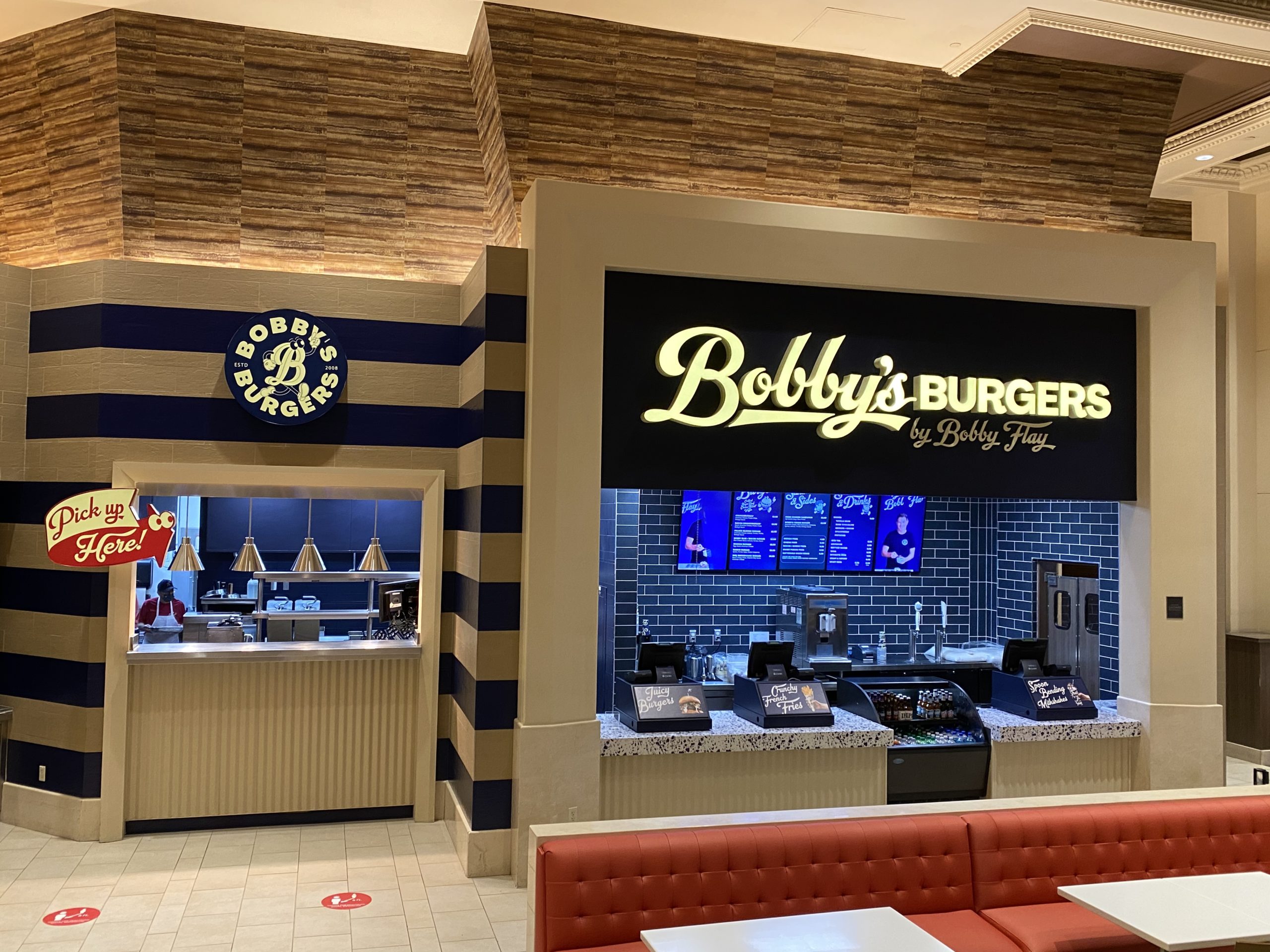 bobbys burgers mohegan sun